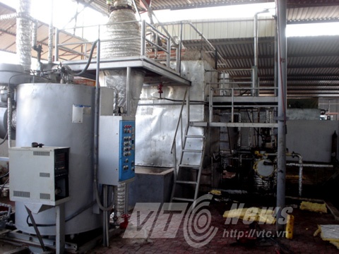 Nguoi che tao oto chay bang nuoc la hinh anh