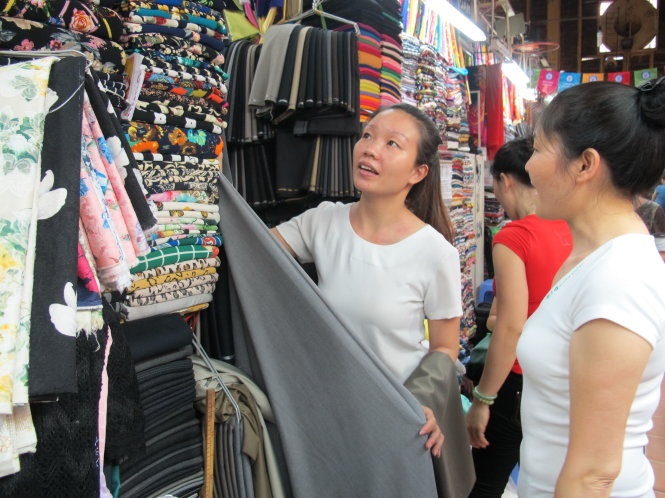 Nhiều tiểu thương chợ Tân Định (quận 1, TP.HCM) bất ngờ vì nhận được thông báo nợ thuế