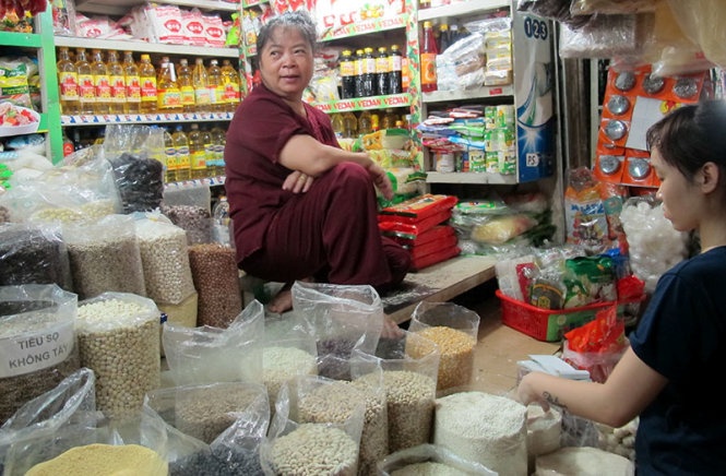 Hang tram tieu thuong ngo ngang vi 'trat' doi no thue hinh anh