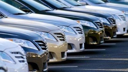 Nguoi thu nhap trung binh kha se mua duoc oto? hinh anh