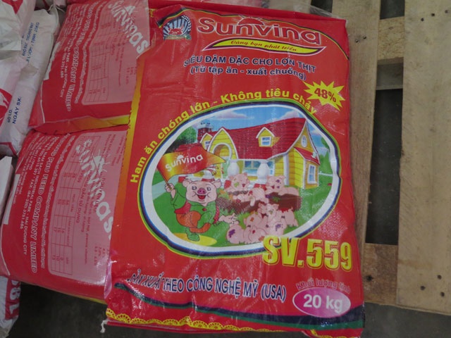 Phat hien DN tron chat vang o vao thuc an chan nuoi hinh anh