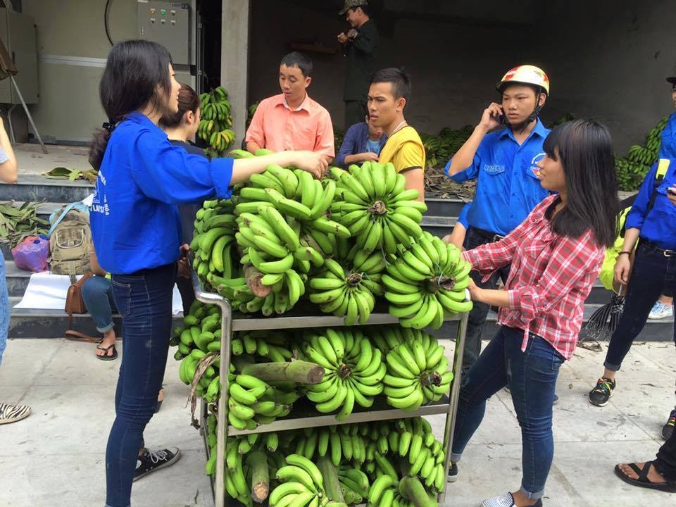 Ca nghin buong chuoi e: Loi khong han do lai buon Trung Quoc hinh anh