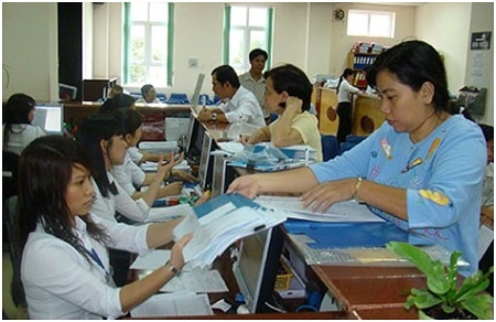 Doanh nghiep huong dan nhan vien... ne dong bao hiem xa hoi hinh anh