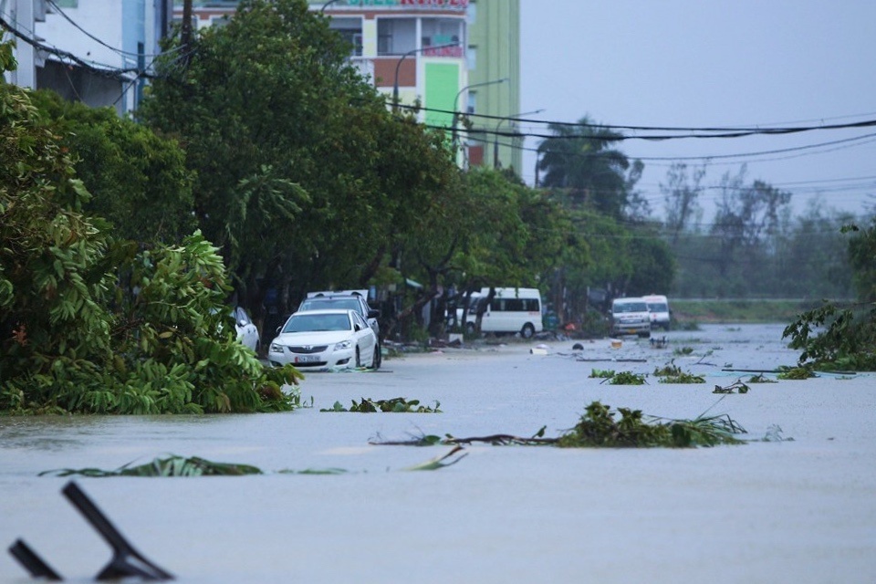 TP Tam Ky menh mong nuoc, nguoi dan lai phai so tan tranh ngap hinh anh