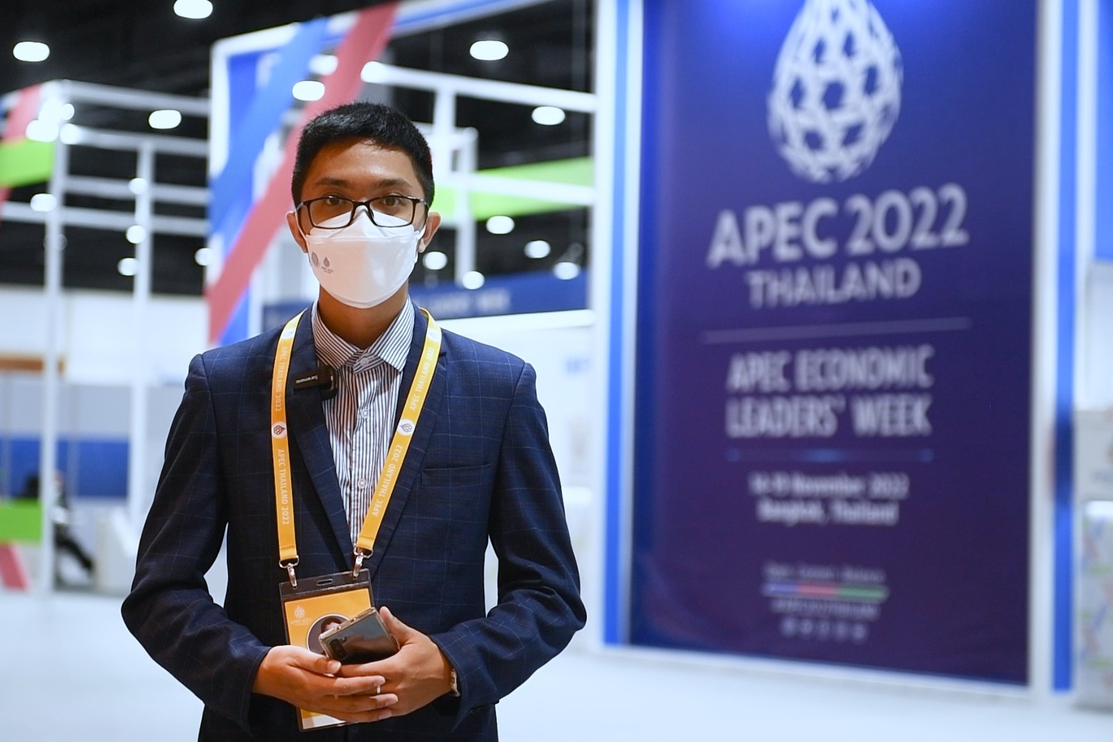 Zing tu Bangkok: Noi tac nghiep cua hon 2.300 nha bao dua tin APEC hinh anh