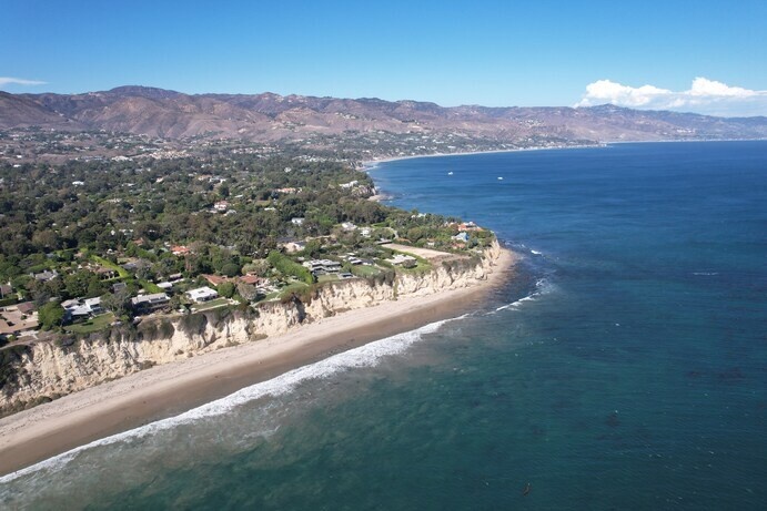 Nguoi giau My muon gi trong nhung can nha 200 trieu USD hinh anh