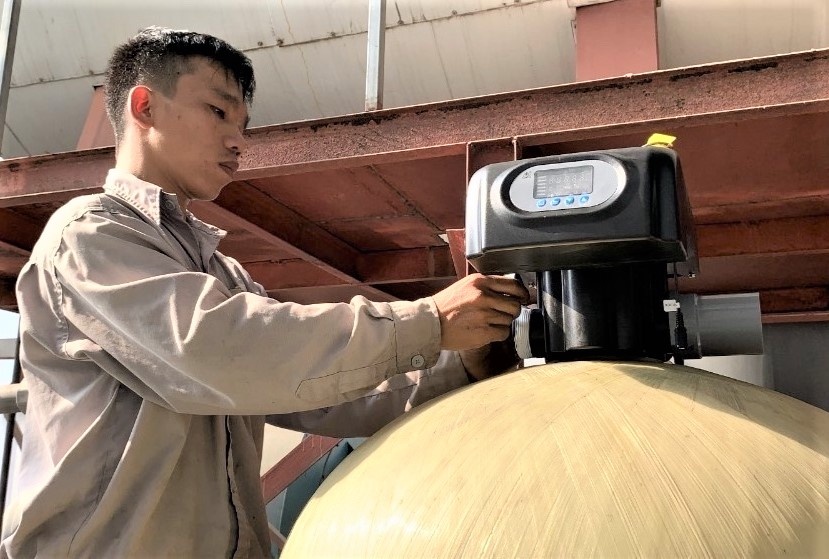 'Bac si do dien' online mua dich tai TP.HCM hinh anh