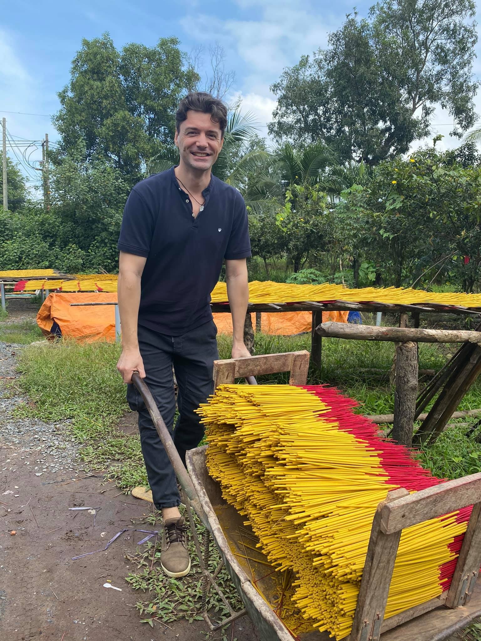 tinh nguyen vien o Vinhomes Central Park anh 6