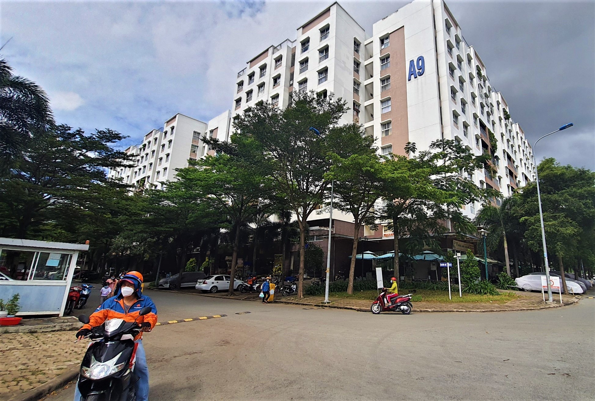 Cuoc song binh thuong moi o chung cu tung la o dich cua TP.HCM hinh anh