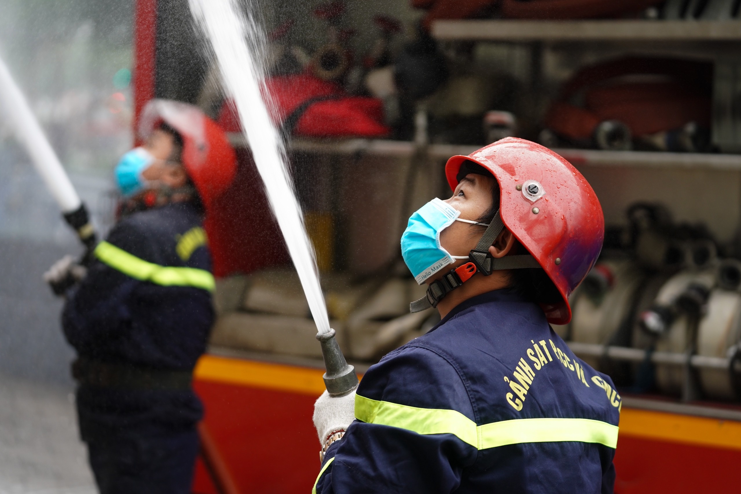 Dien tap chua chay tai can ho chung o TP.HCM anh 5