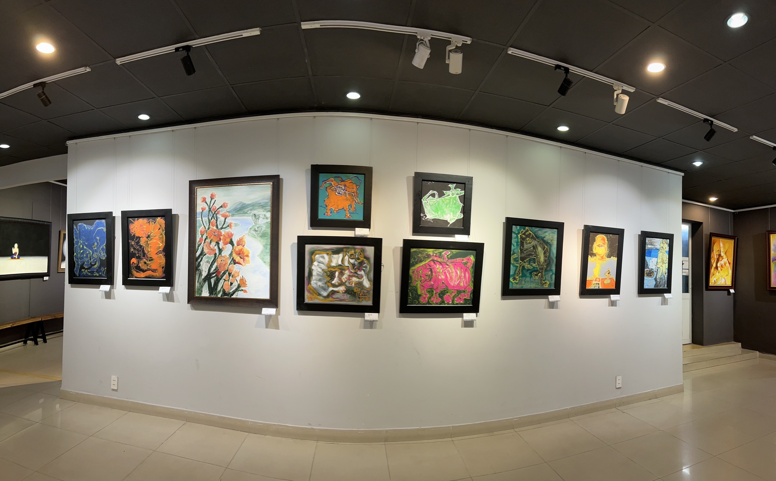 Trien lam tranh tai Hoi My thuat TP.HCM anh 1