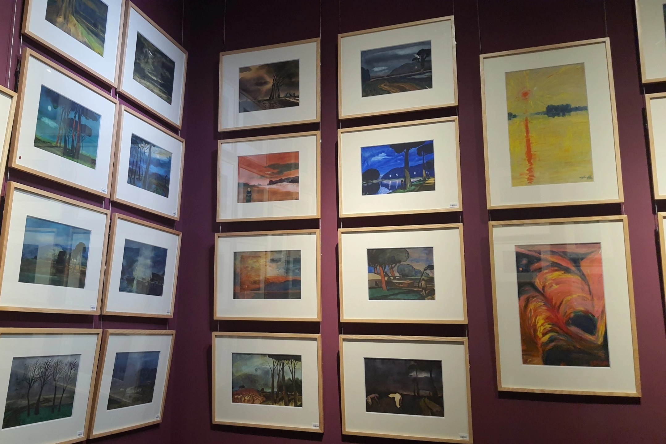 trien lam thuy khuc anh 2