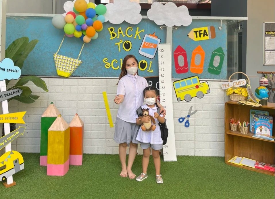 ngay dau hoc sinh di hoc lai anh 1