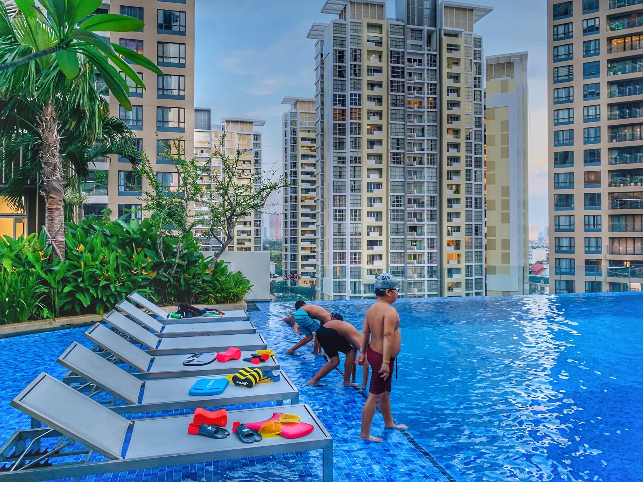 Nhung ho boi ban khong biet minh co the vao o TP.HCM hinh anh