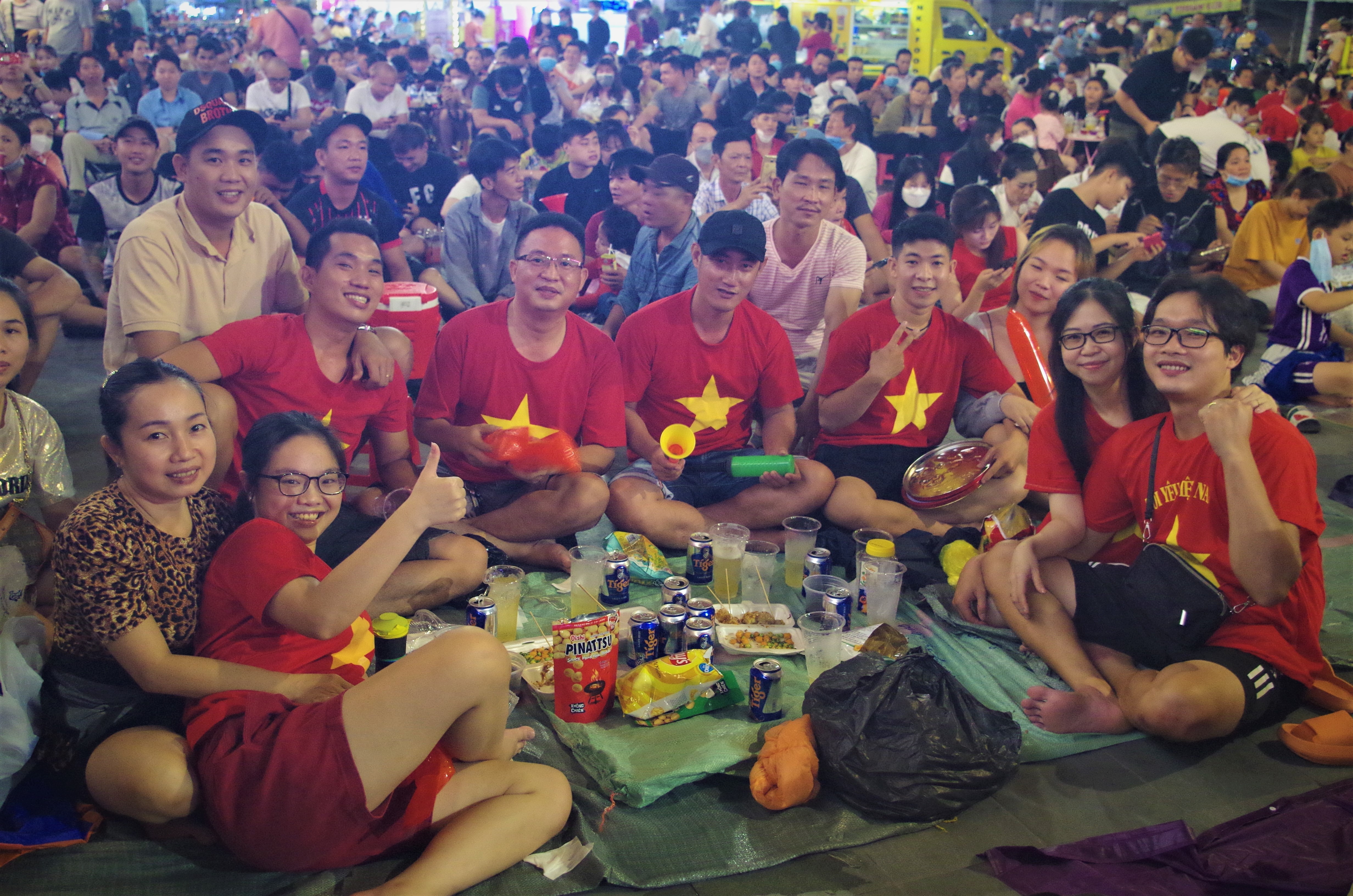 Tu diem xem bong da moi cua nguoi dan o TP.HCM hinh anh