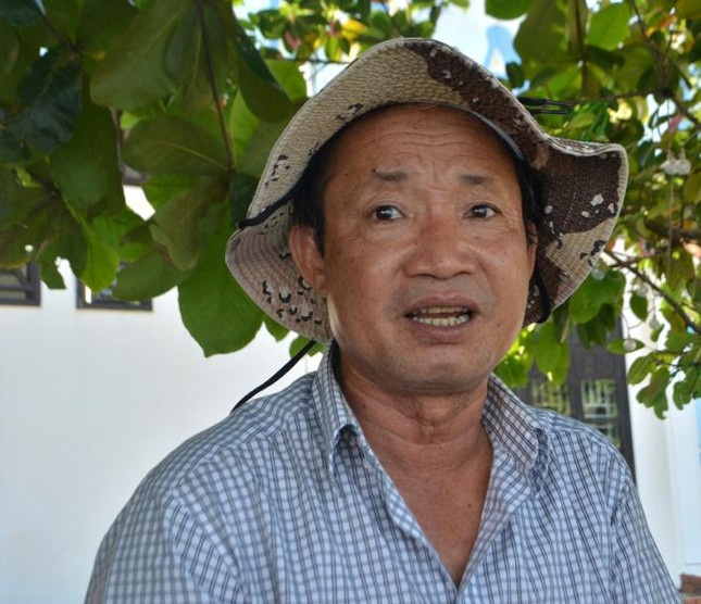 Nguoi cuu ho rua bien so 1 Viet Nam qua doi hinh anh