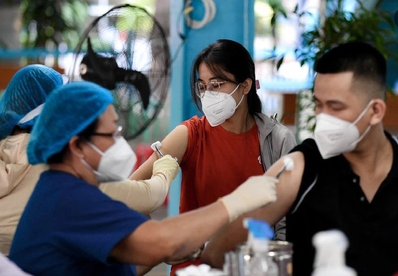 Chu tich nuoc: 'TP.HCM can lo chinh sach de can bo y te khong bo viec' hinh anh