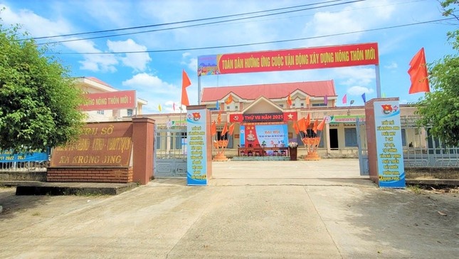 Vu nha giau bi cap so ho ngheo o Dak Lak: Tim ra nguoi nhan thay hinh anh