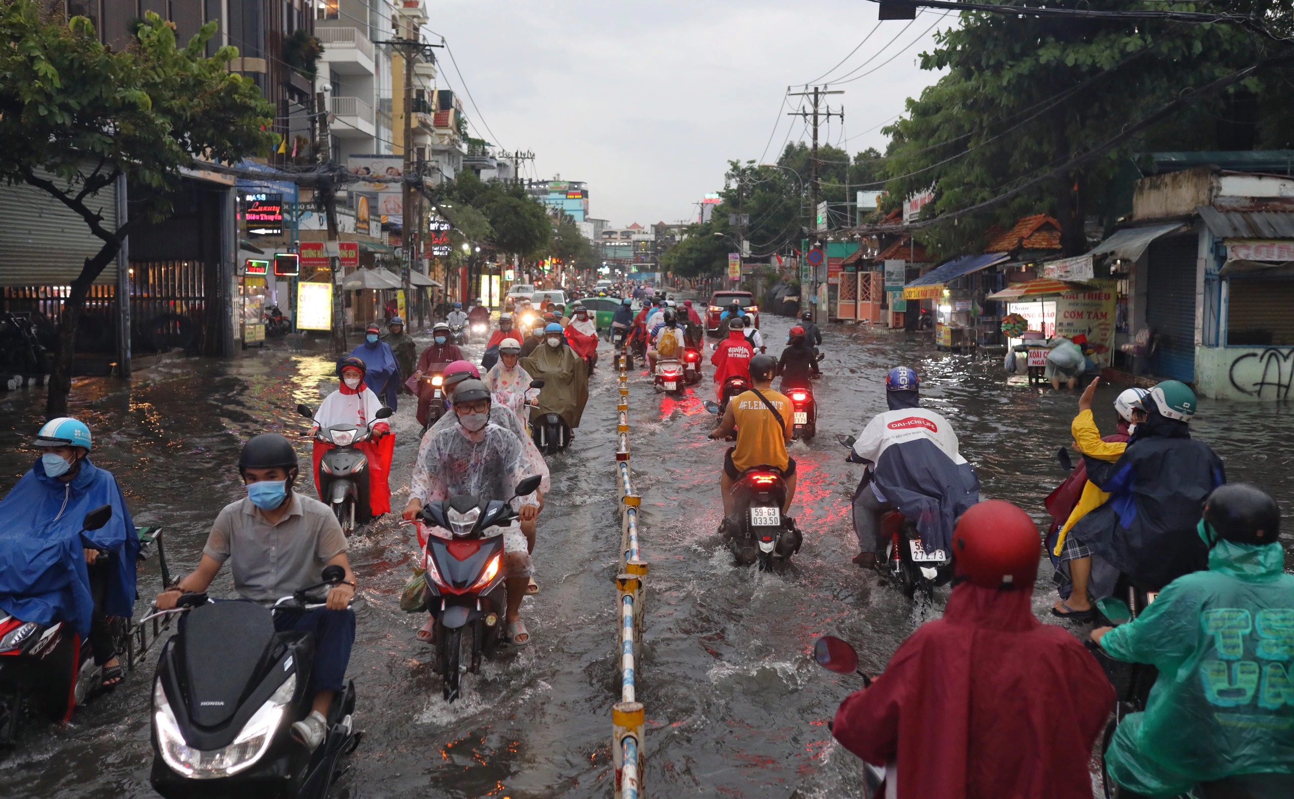 thoi tiet Nam Bo anh 1