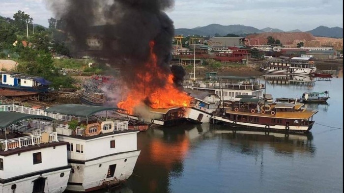Tu vu chay tau du lich o Quang Ninh, lo loat xuong sua chua khong phep hinh anh