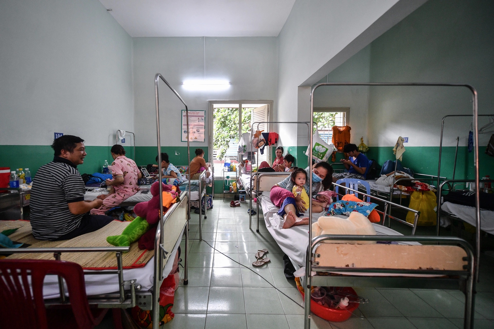 TP.HCM vuot moc 16.000 ca sot xuat huyet hinh anh