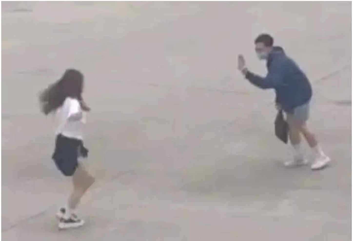 Cuc Hang khong noi gi vu co gai nhay quay clip truoc khi len may bay hinh anh