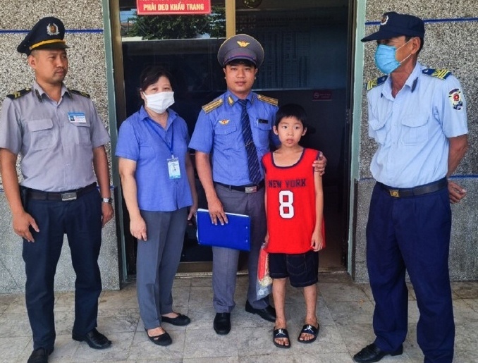 Dua be trai nghi bi bat coc tu Da Nang ve Nam Dinh anh 1