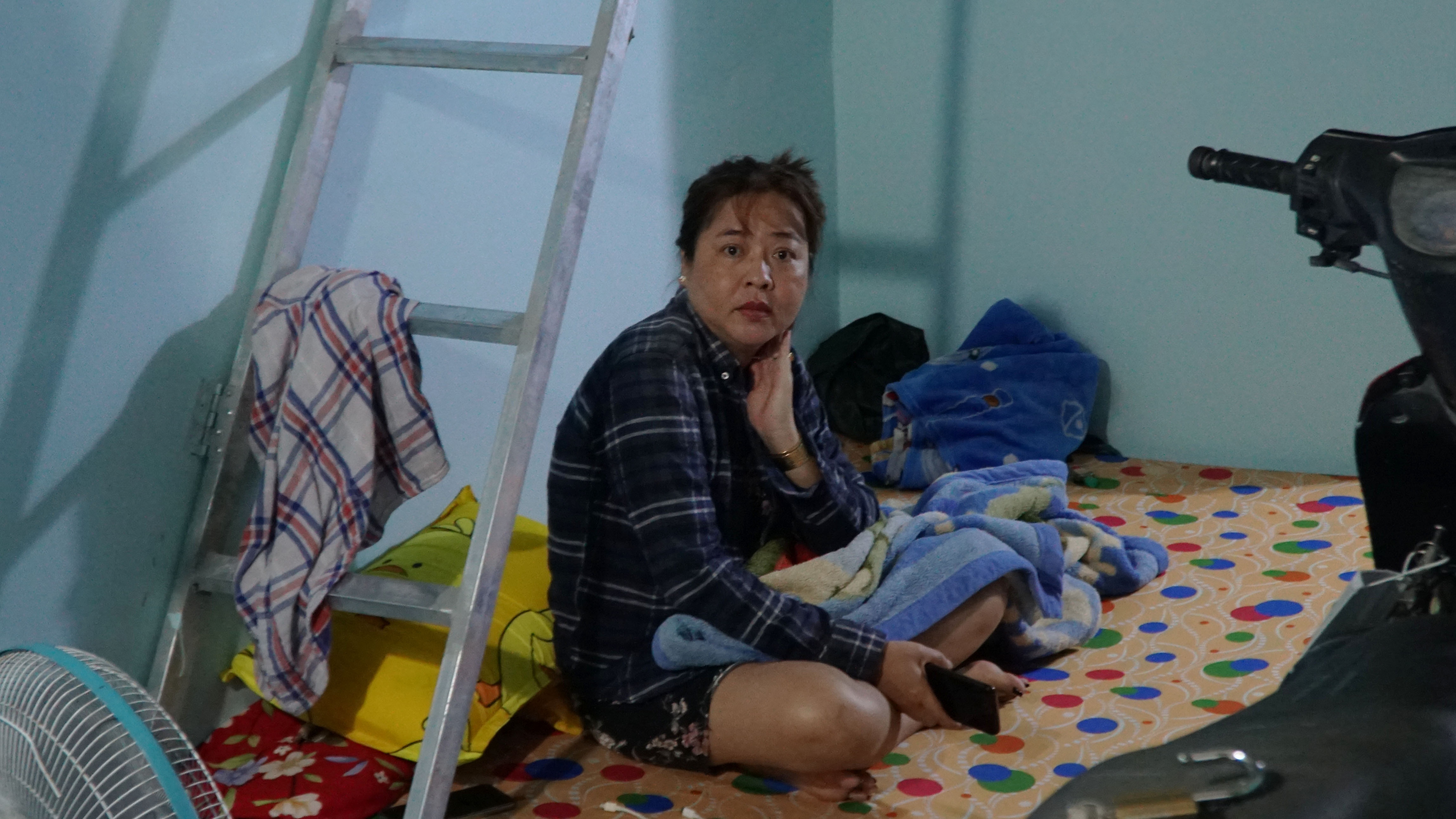 Nguoi dan TP.HCM thoat khoi dam chay kho hoa chat anh 1