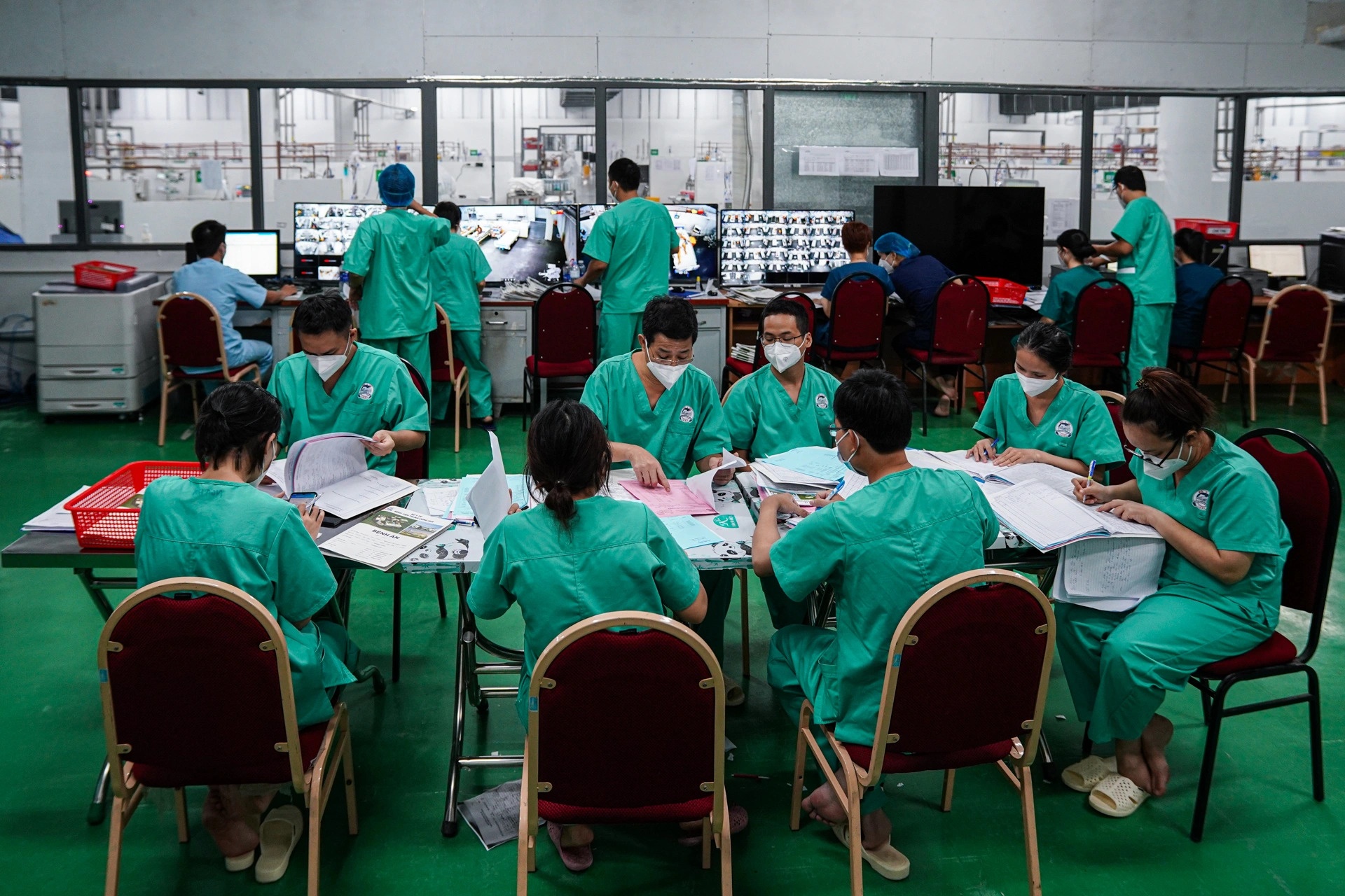 Dong Nai du chi moi bac si 300 trieu dong de ngan lan song nghi viec anh 2