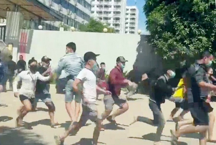 Vu 42 nguoi tron khoi casino Campuchia: Gui tien chuoc lai bi doi them hinh anh