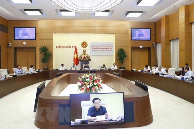 tiet kiem chong lang phi anh 1