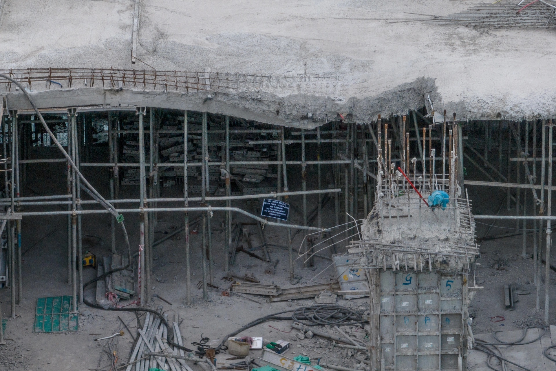 So Xay dung yeu cau lam ro vu sap san be tong The Metropole Thu Thiem hinh anh