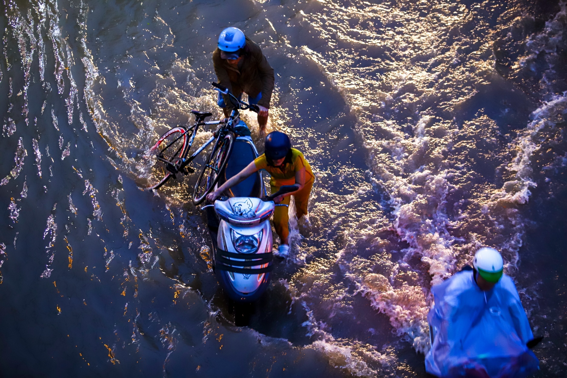 Trieu cuong o TP.HCM co the dat 1,7 m vao ngay mai hinh anh