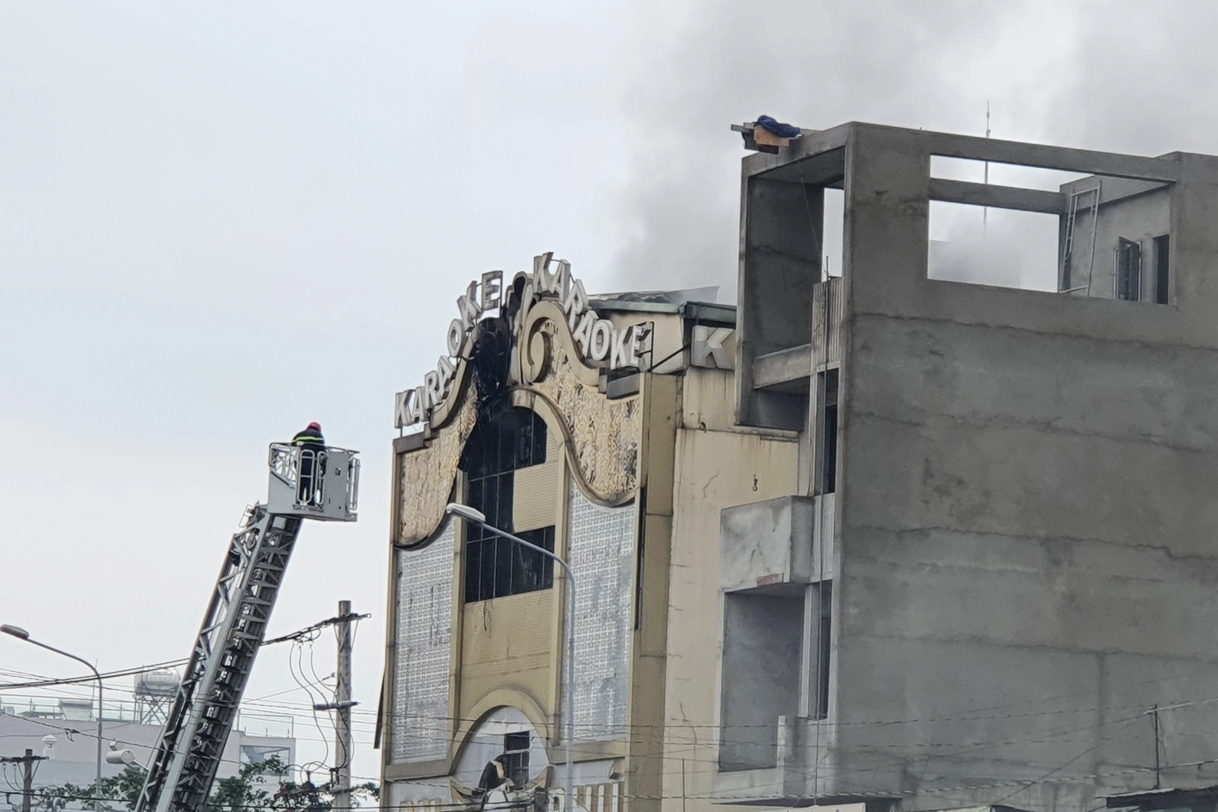 Vu chay quan karaoke Binh Duong: Mot nan nhan duoc bao hiem tra 2,4 ty hinh anh