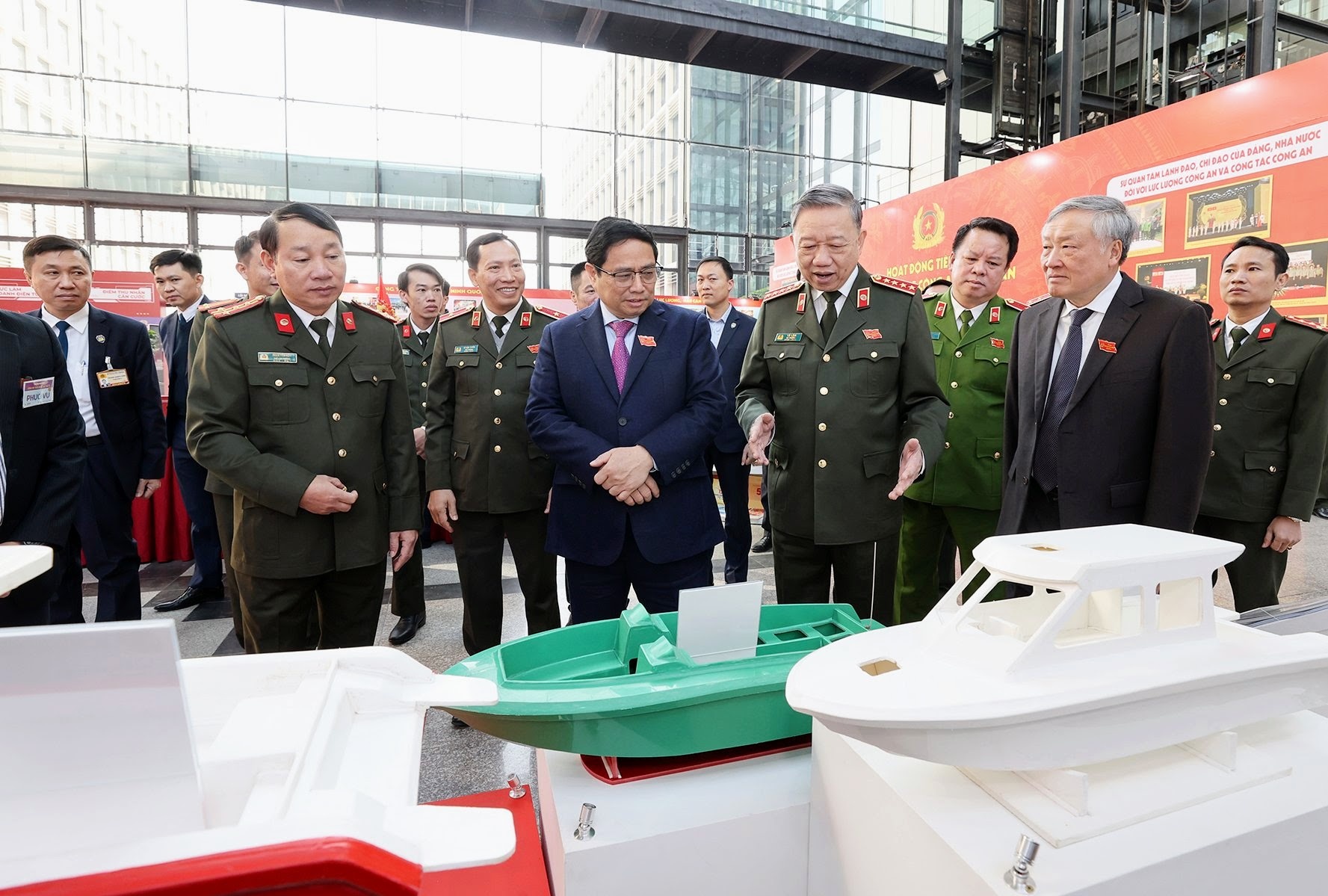 HN Cong an toan quoc anh 2