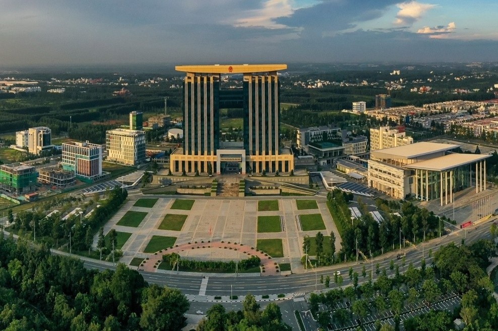 Binh Duong lot top Cong dong thong minh the gioi nam 2023 hinh anh