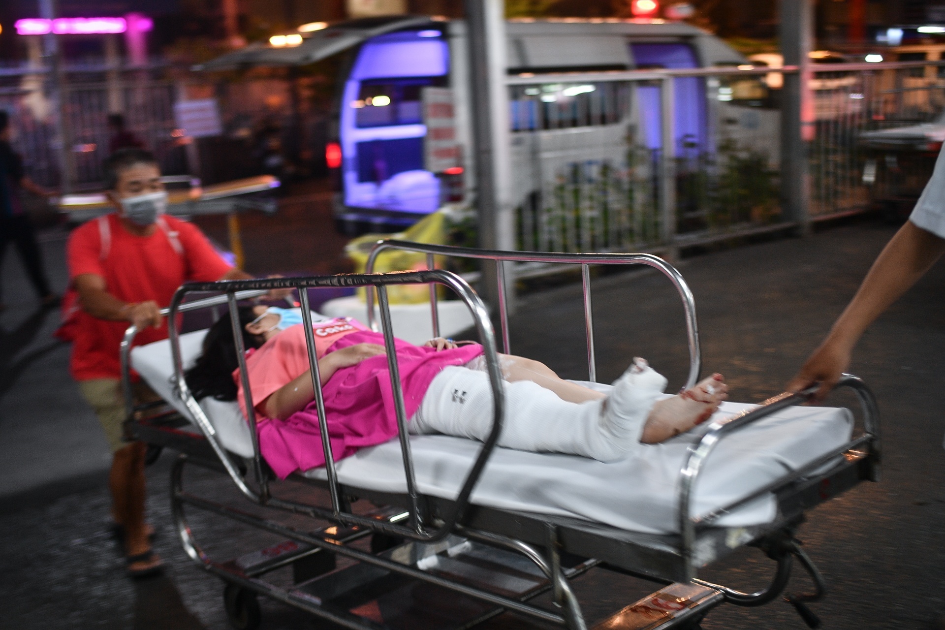 Cuoc goi lua 'con cap cuu': Vi sao thong tin hoc sinh bi lo? hinh anh