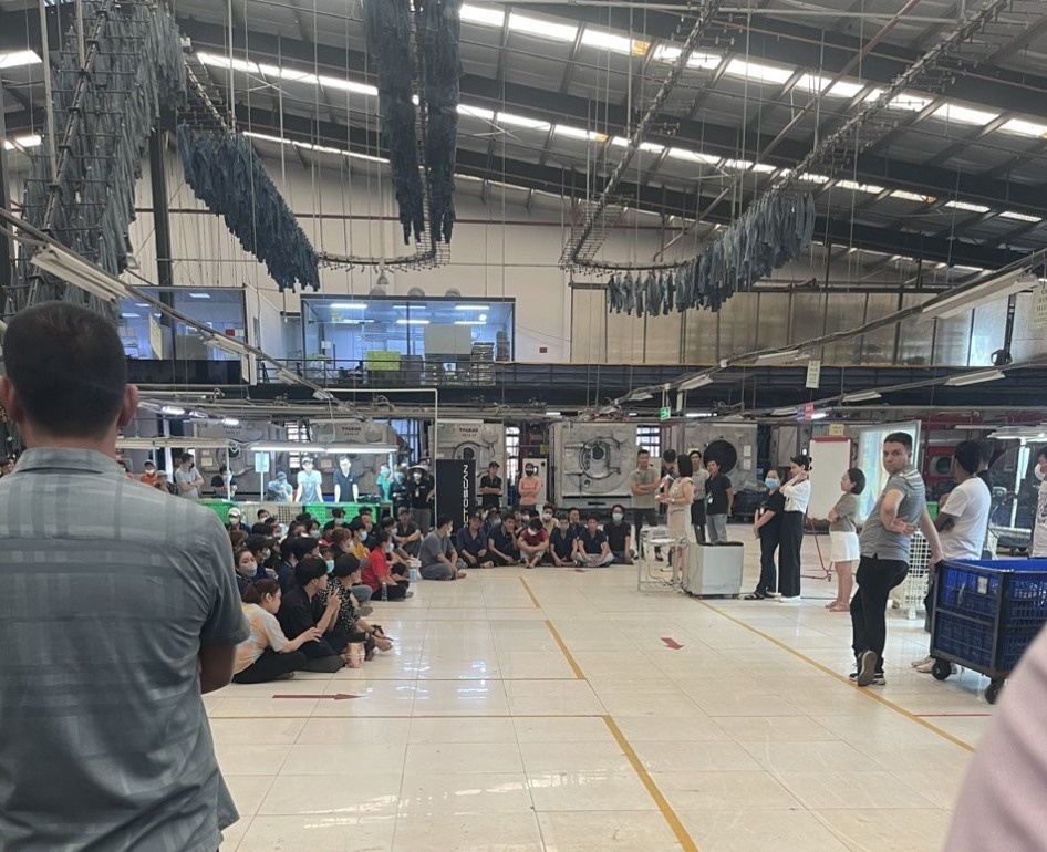 Hang tram cong nhan o Dong Nai ngung viec tap the hinh anh