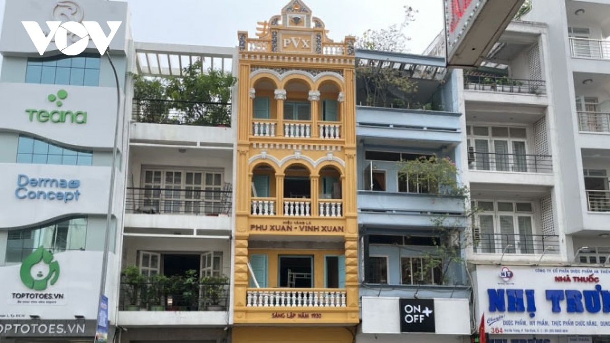 Chuyen lam cach mang cua nguoi giau o Sai Gon truoc nam 1975 hinh anh