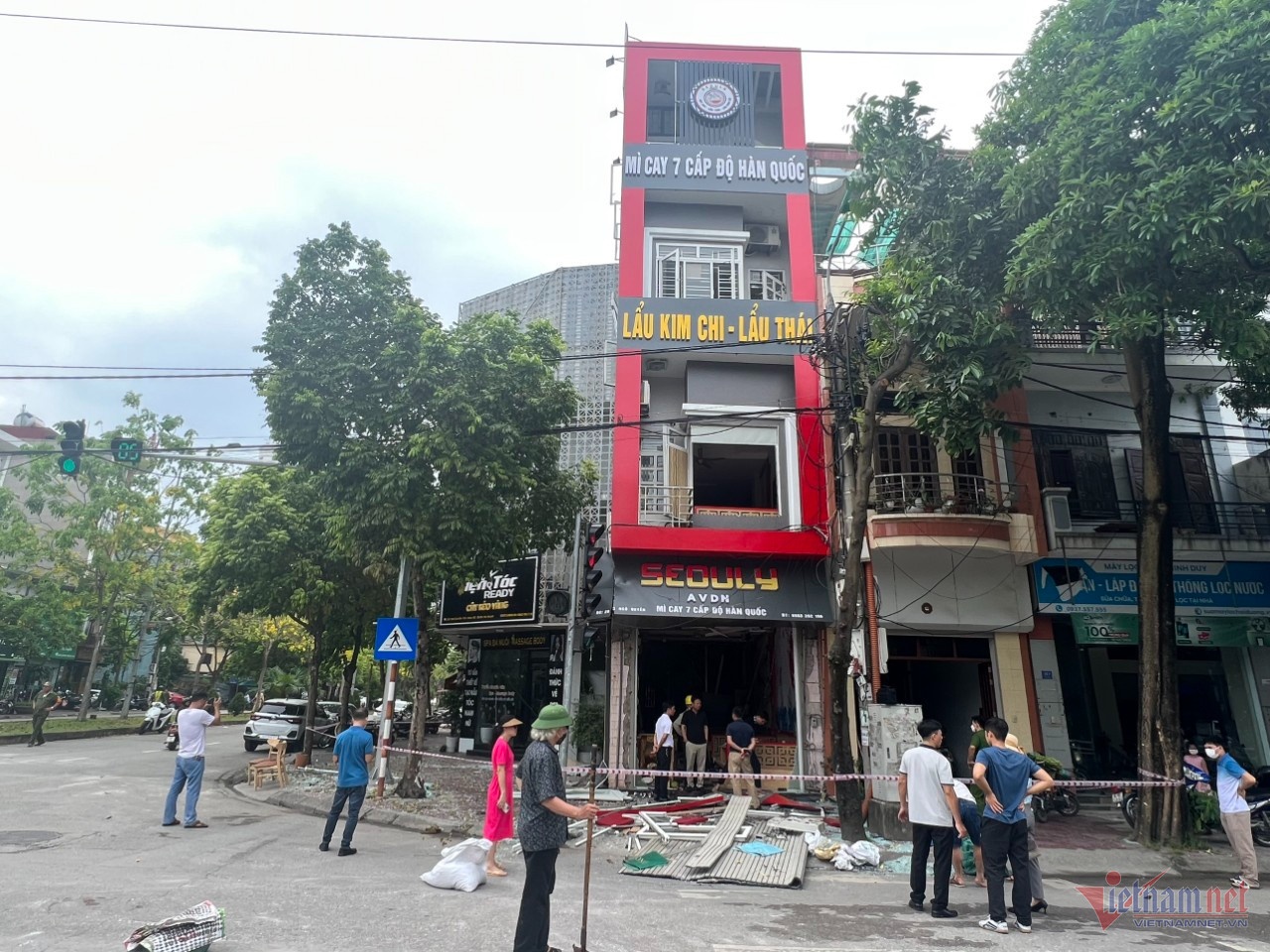 No binh ga o nha hang my cay Han Quoc, 2 nguoi bi thuong hinh anh