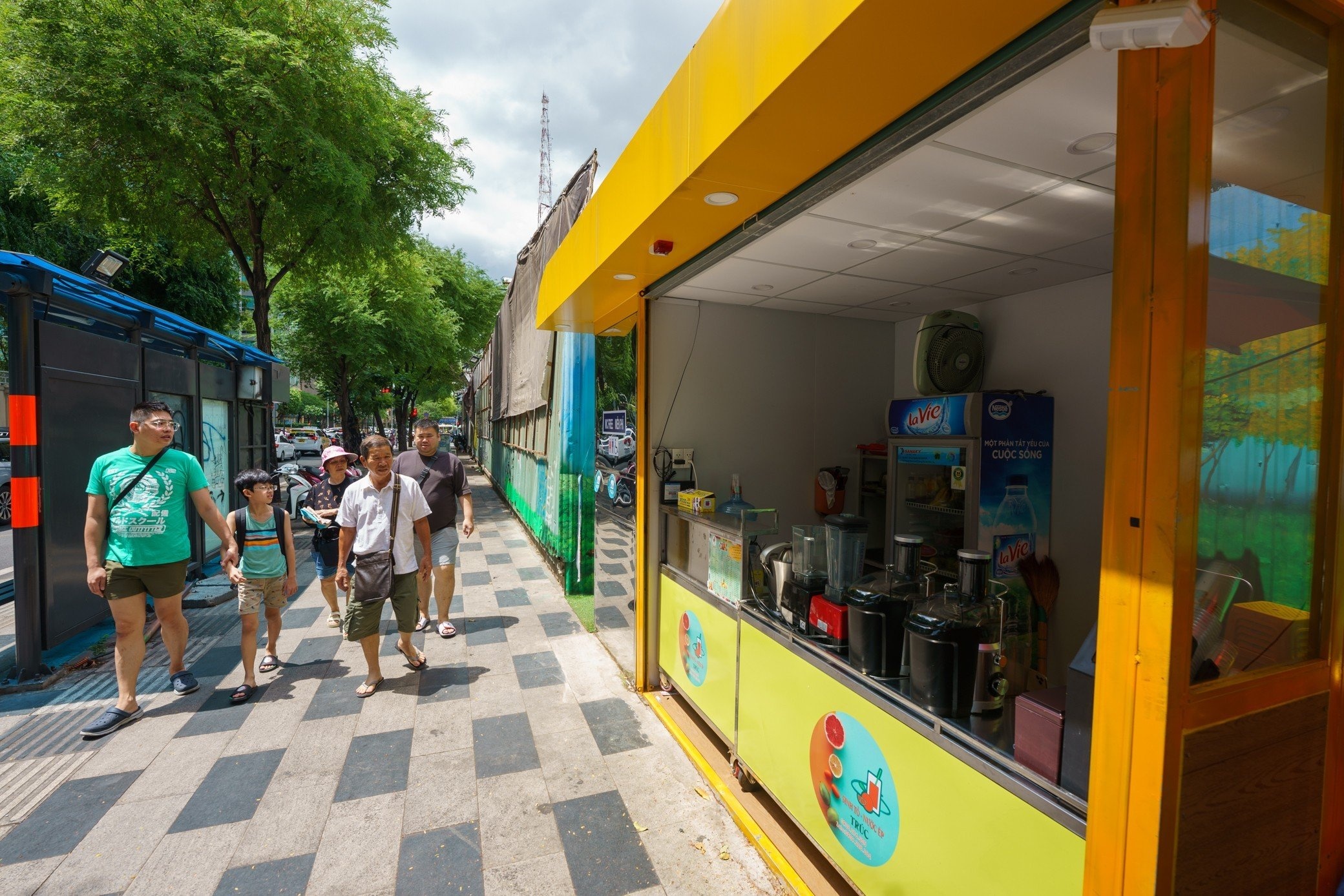 nha ve sinh cong cong anh 2