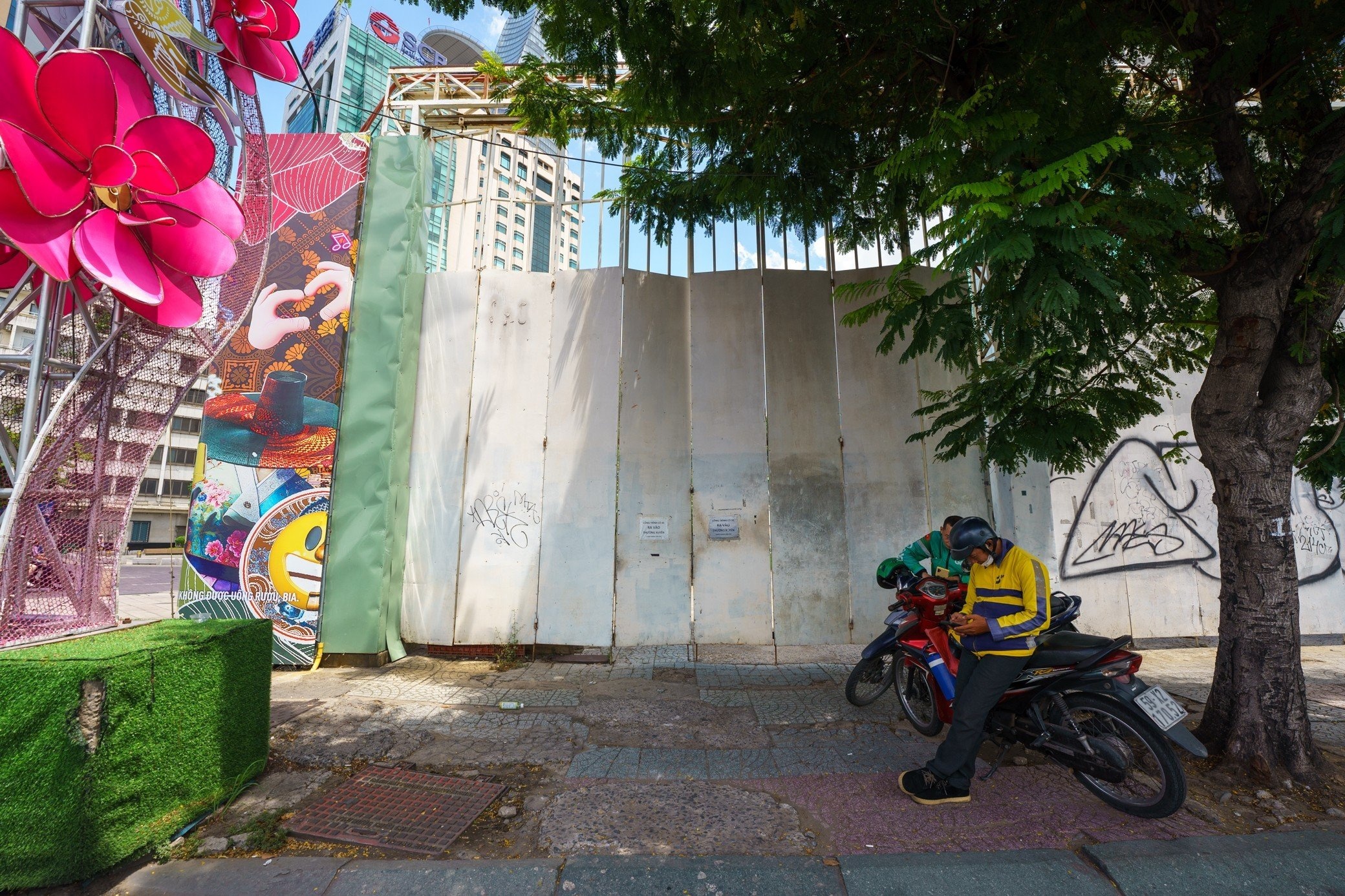 nha ve sinh cong cong anh 10