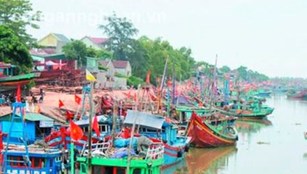 Loan kinh doanh xang dau khong phep hinh anh