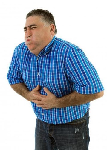 Táo bón kèm tiêu chảy. Tình trạng này chảy xảy ra do cơ thể thiếu magie. Thiếu magie cũng gây các triệu chứng lo âu, khó chịu, mất ngủ, trầm cảm và đau cơ bắp. Rất nhiều nguồn thức ăn có thể cung cấp lượng magie cần thiết mỗi ngày như: các loại hạt, đậu nành, rau màu xanh đậm, cà rốt, đậu Hà Lan, khoai lang, hạt hướng dương, vừng, đậu lăng, bơ, súp lơ, cá, thịt.