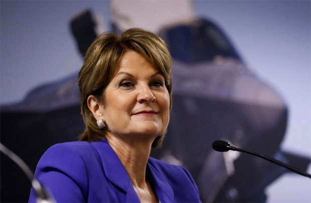 CEO của Công ty Lockheed Martin - bà Marillyn Hewson.