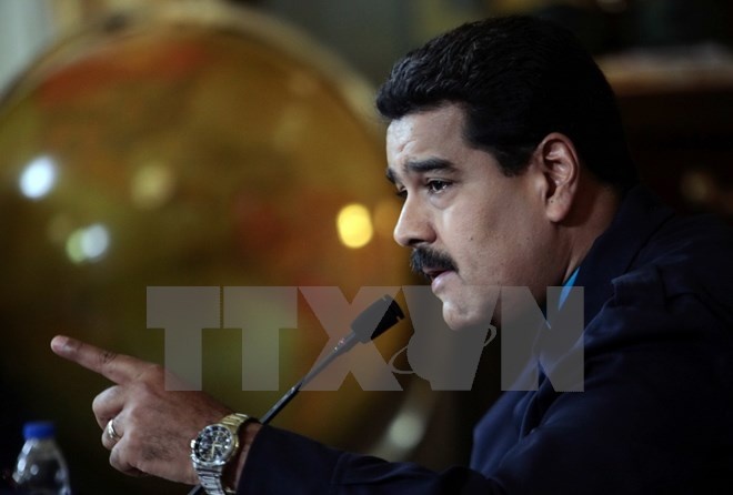 Venezuela vay nong Trung Quoc 10 ty USD phat trien dat nuoc hinh anh