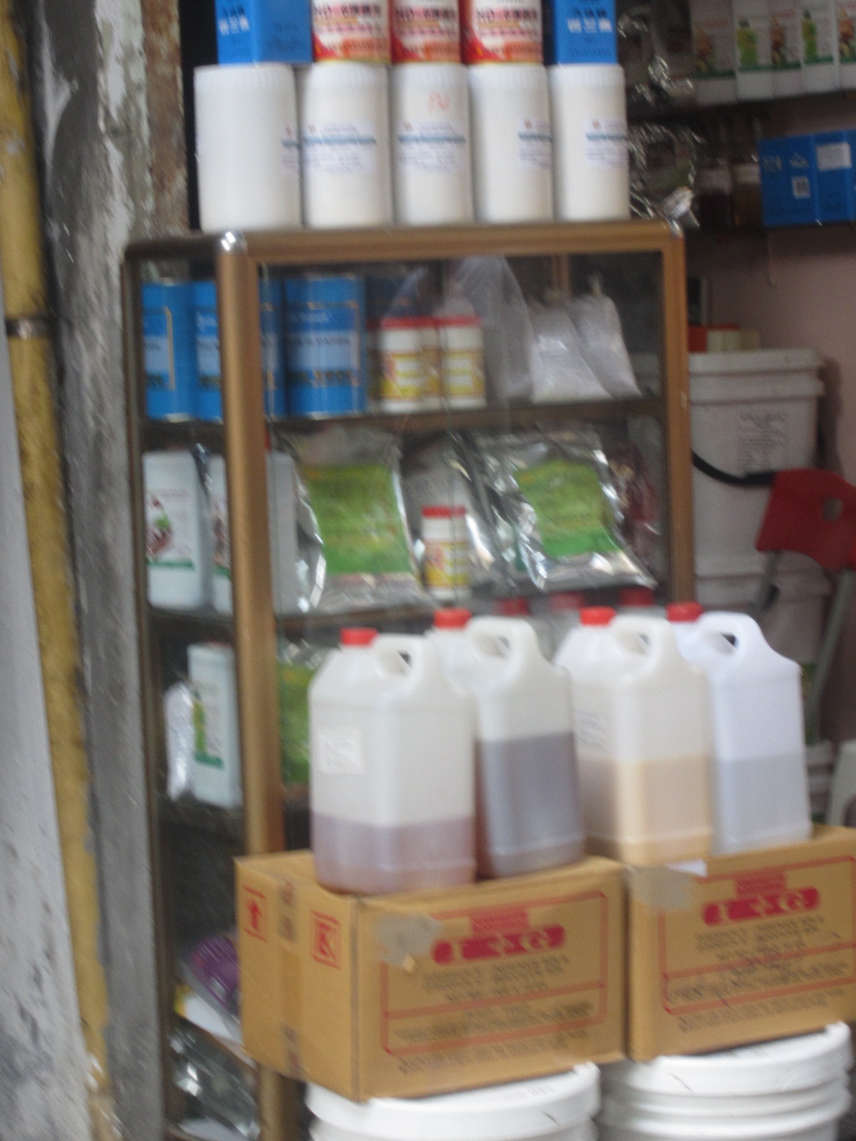 Tràn lan các hương liệu tạo mùi, chất tạo dẻo, chất bảo quản gạo không rõ nguồn gốc.