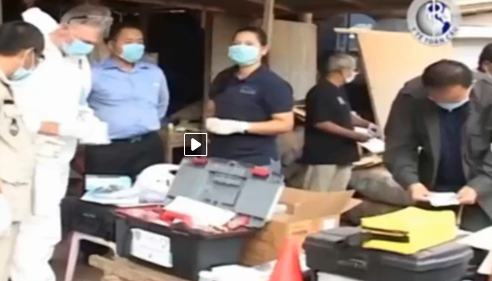 Hang tram nguoi trong ngoi lang bi nhiem HIV hinh anh