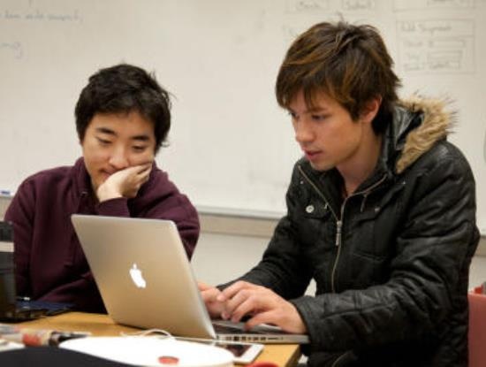 Nguoi chau A bi dim hang tai Google, Yahoo hinh anh