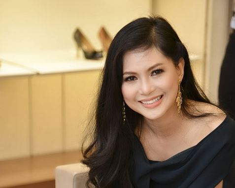 Me chong Tang Thanh Ha giau va quyen luc co nao? hinh anh